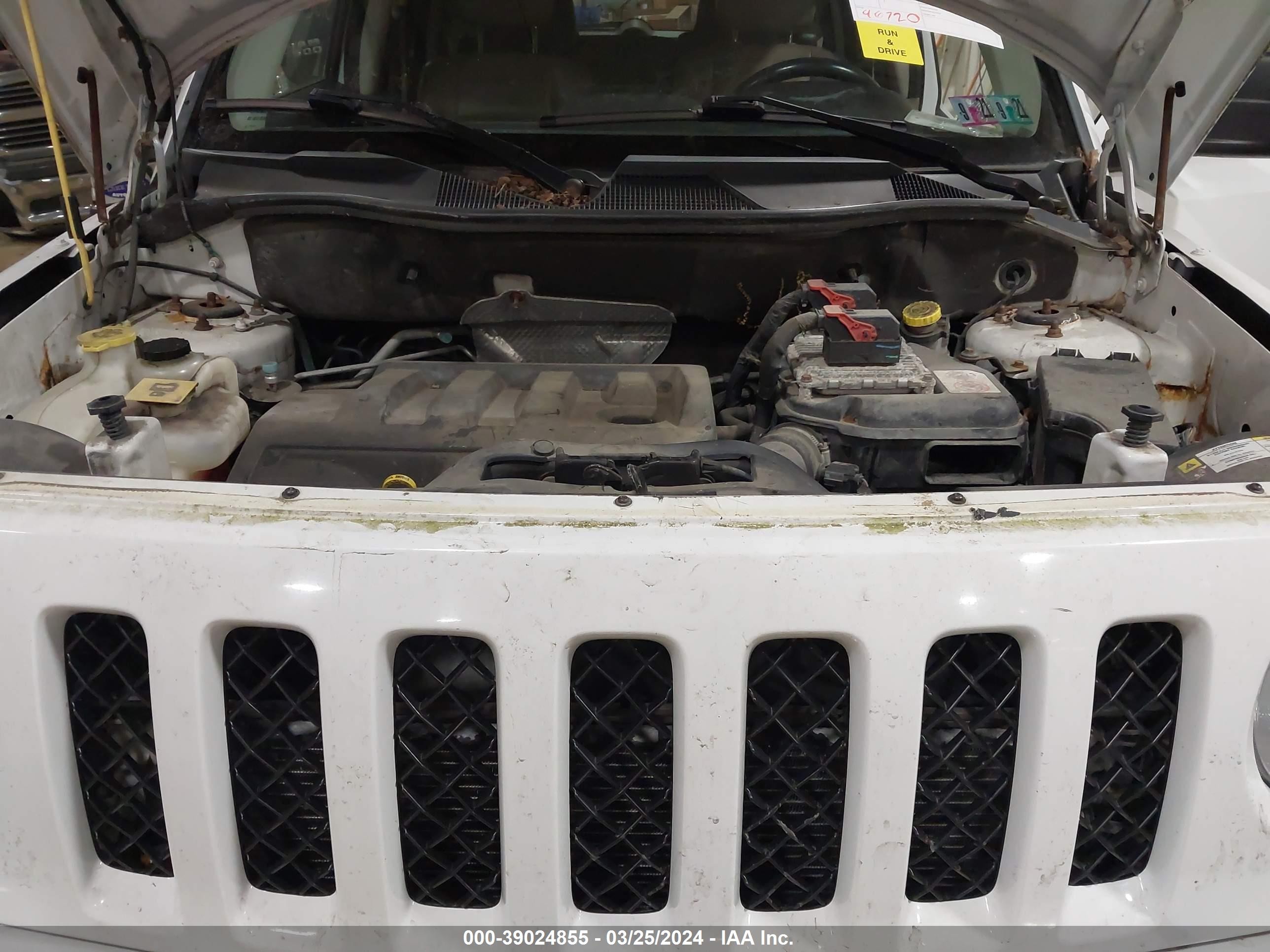 Photo 9 VIN: 1J4NF4GB5BD265800 - JEEP LIBERTY (PATRIOT) 