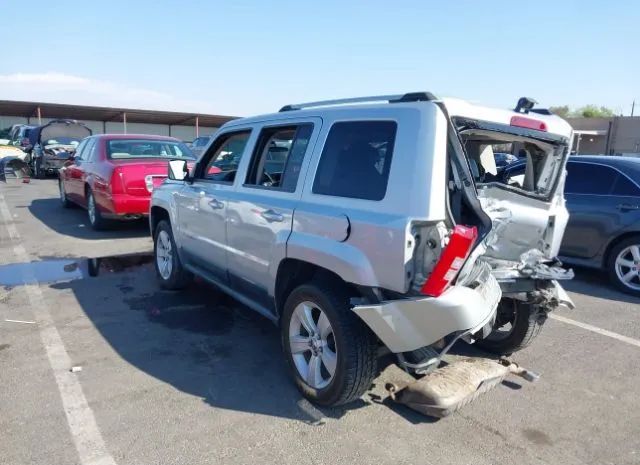 Photo 2 VIN: 1J4NF4GB6BD201698 - JEEP LIBERTY (PATRIOT) 