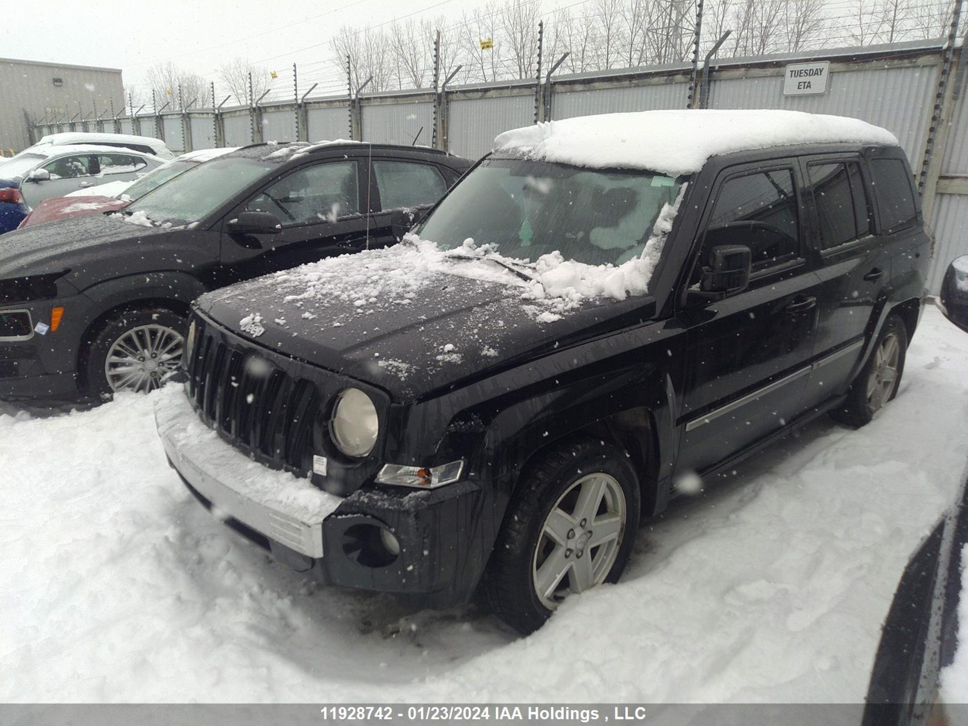 Photo 1 VIN: 1J4NF4GB8AD539182 - JEEP LIBERTY (PATRIOT) 