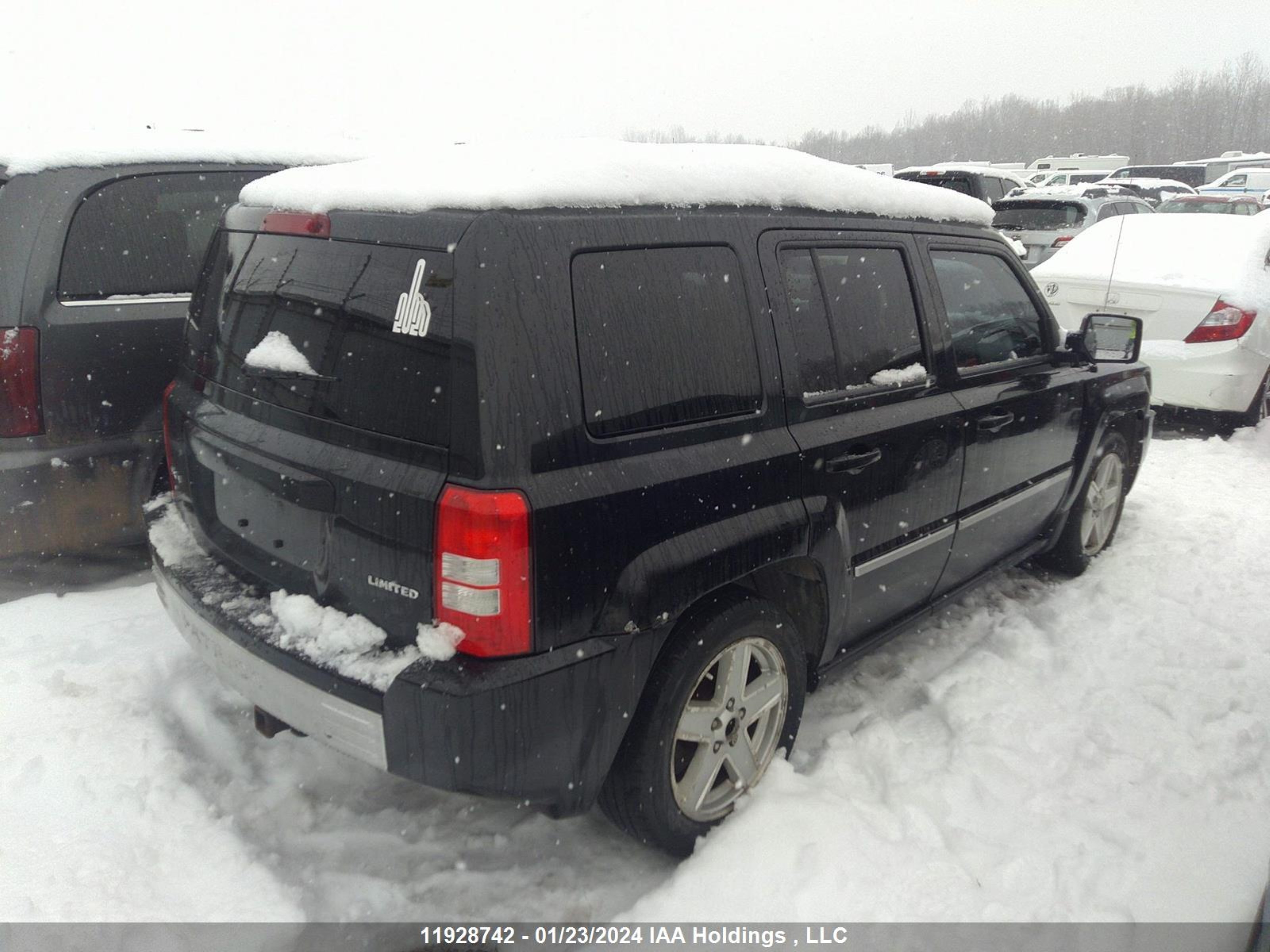 Photo 3 VIN: 1J4NF4GB8AD539182 - JEEP LIBERTY (PATRIOT) 