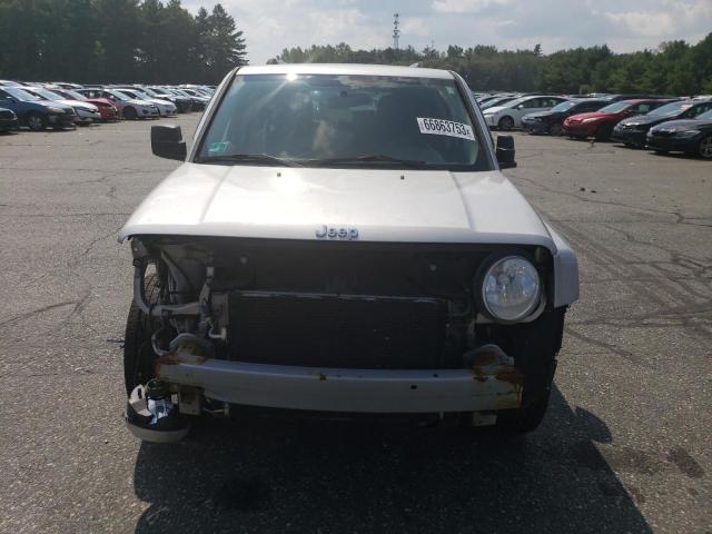 Photo 4 VIN: 1J4NF4GBXBD244375 - JEEP PATRIOT LA 