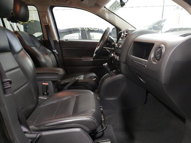 Photo 4 VIN: 1J4NF5FB4AD536576 - JEEP COMPASS 