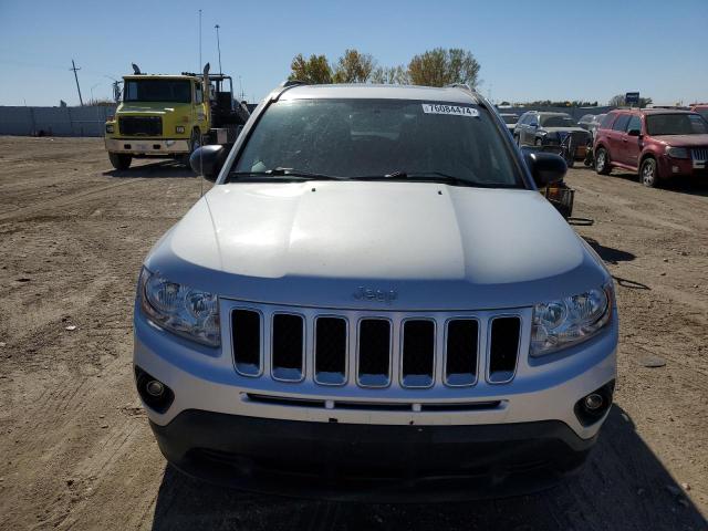 Photo 4 VIN: 1J4NF5FB5BD174274 - JEEP COMPASS LI 