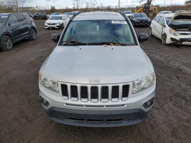 Photo 4 VIN: 1J4NF5FB5BD217995 - JEEP COMPASS LI 