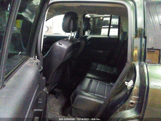 Photo 7 VIN: 1J4NF5FB6AD570079 - JEEP COMPASS 