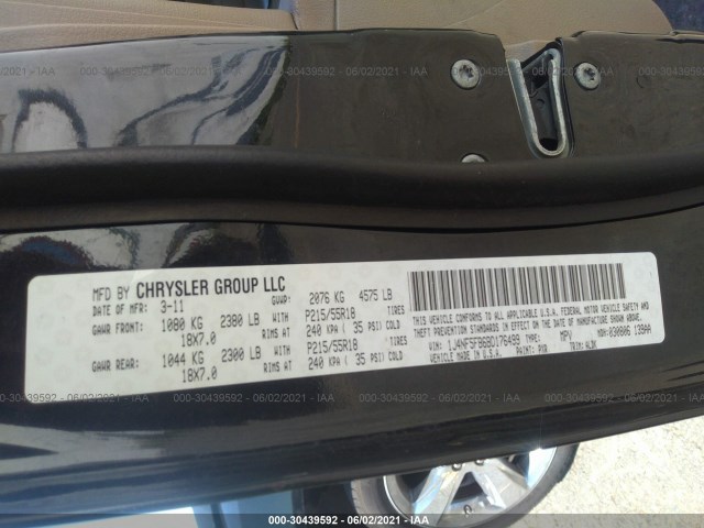 Photo 8 VIN: 1J4NF5FB6BD176499 - JEEP COMPASS 