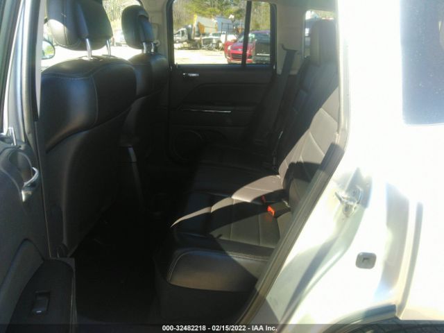 Photo 7 VIN: 1J4NF5FB8BD259609 - JEEP COMPASS 