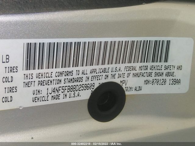 Photo 8 VIN: 1J4NF5FB8BD259609 - JEEP COMPASS 