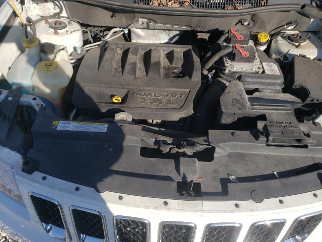 Photo 6 VIN: 1J4NF5FB9BD164430 - JEEP COMPASS LI 