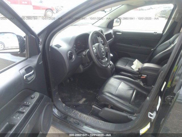 Photo 4 VIN: 1J4NT1FA0BD195350 - JEEP COMPASS 