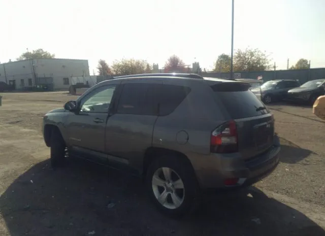 Photo 2 VIN: 1J4NT1FA0BD253473 - JEEP COMPASS 