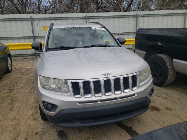 Photo 8 VIN: 1J4NT1FA1BD155679 - JEEP COMPASS SP 