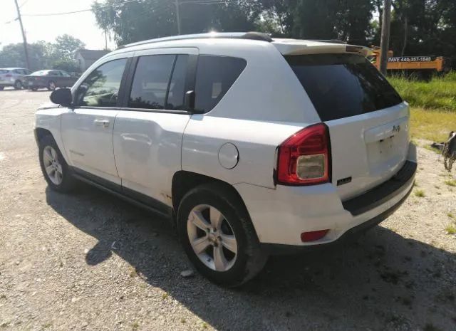 Photo 2 VIN: 1J4NT1FA1BD165600 - JEEP COMPASS 