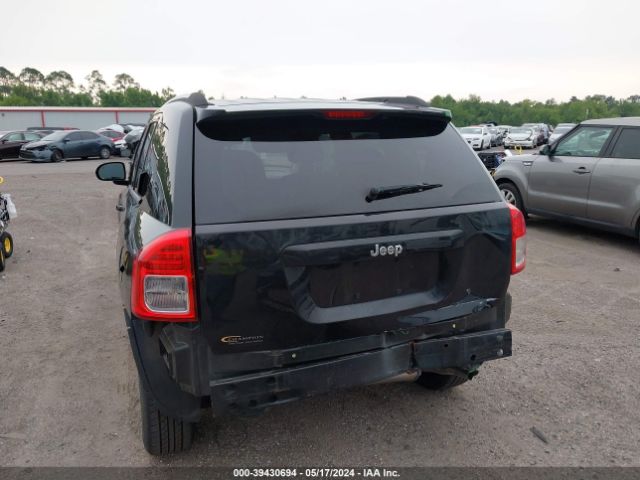 Photo 5 VIN: 1J4NT1FA2BD216800 - JEEP COMPASS 