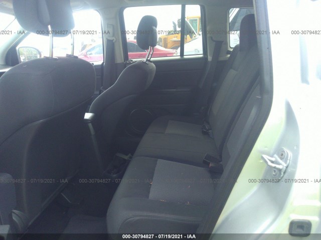 Photo 7 VIN: 1J4NT1FA4BD259986 - JEEP COMPASS 