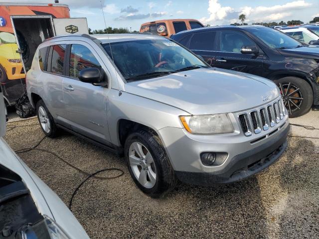 Photo 3 VIN: 1J4NT1FA4BD285732 - JEEP COMPASS SP 