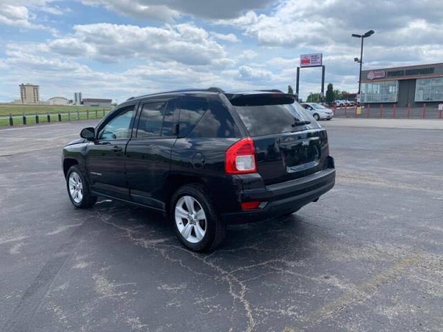 Photo 2 VIN: 1J4NT1FA5BD153837 - JEEP COMPASS SP 