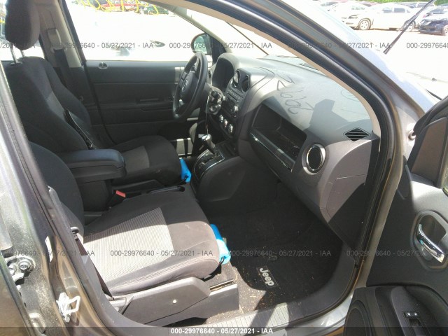 Photo 4 VIN: 1J4NT1FA7BD213424 - JEEP COMPASS 