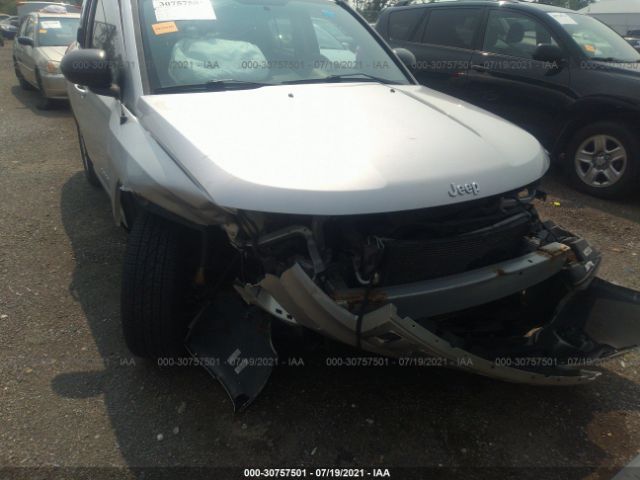 Photo 5 VIN: 1J4NT1FA7BD248819 - JEEP COMPASS 