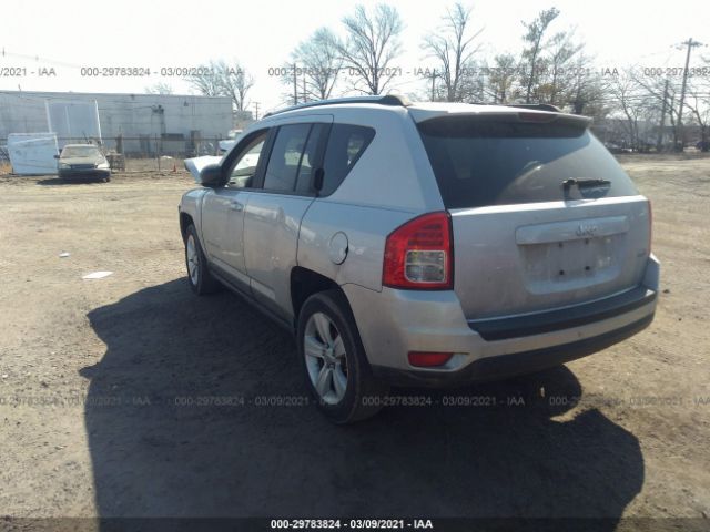 Photo 2 VIN: 1J4NT1FA8BD139401 - JEEP COMPASS 