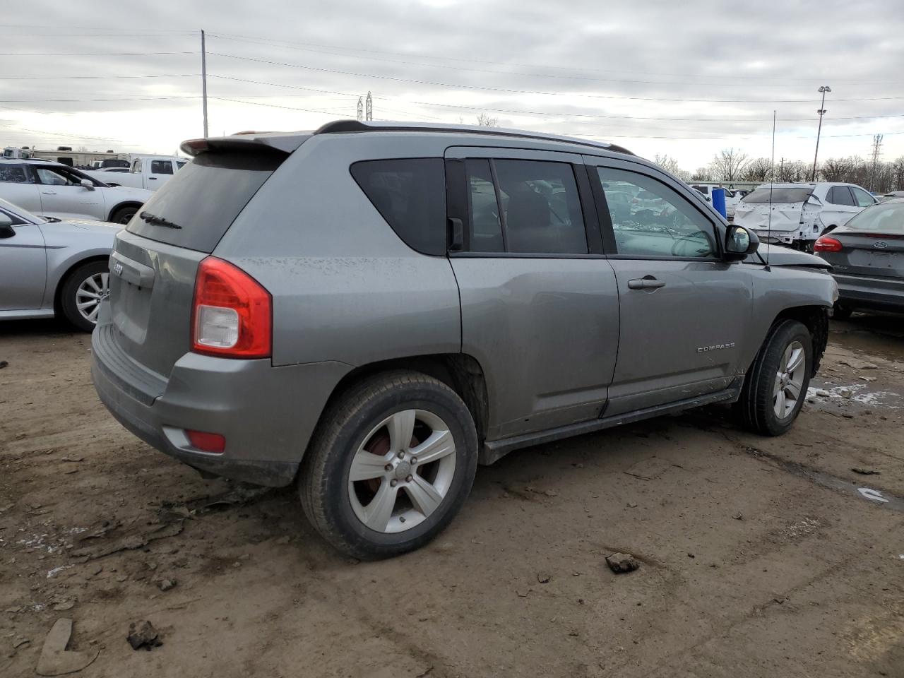 Photo 2 VIN: 1J4NT1FA8BD190221 - JEEP COMPASS 