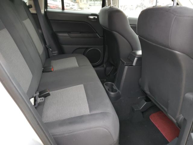 Photo 5 VIN: 1J4NT1FAXBD137875 - JEEP COMPASS SP 