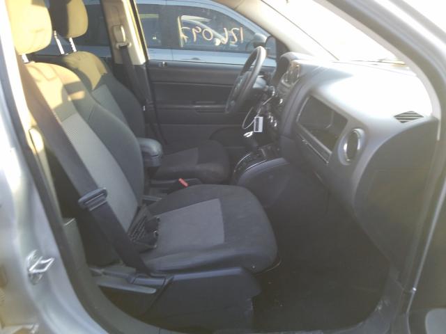 Photo 4 VIN: 1J4NT1FAXBD248801 - JEEP COMPASS SP 