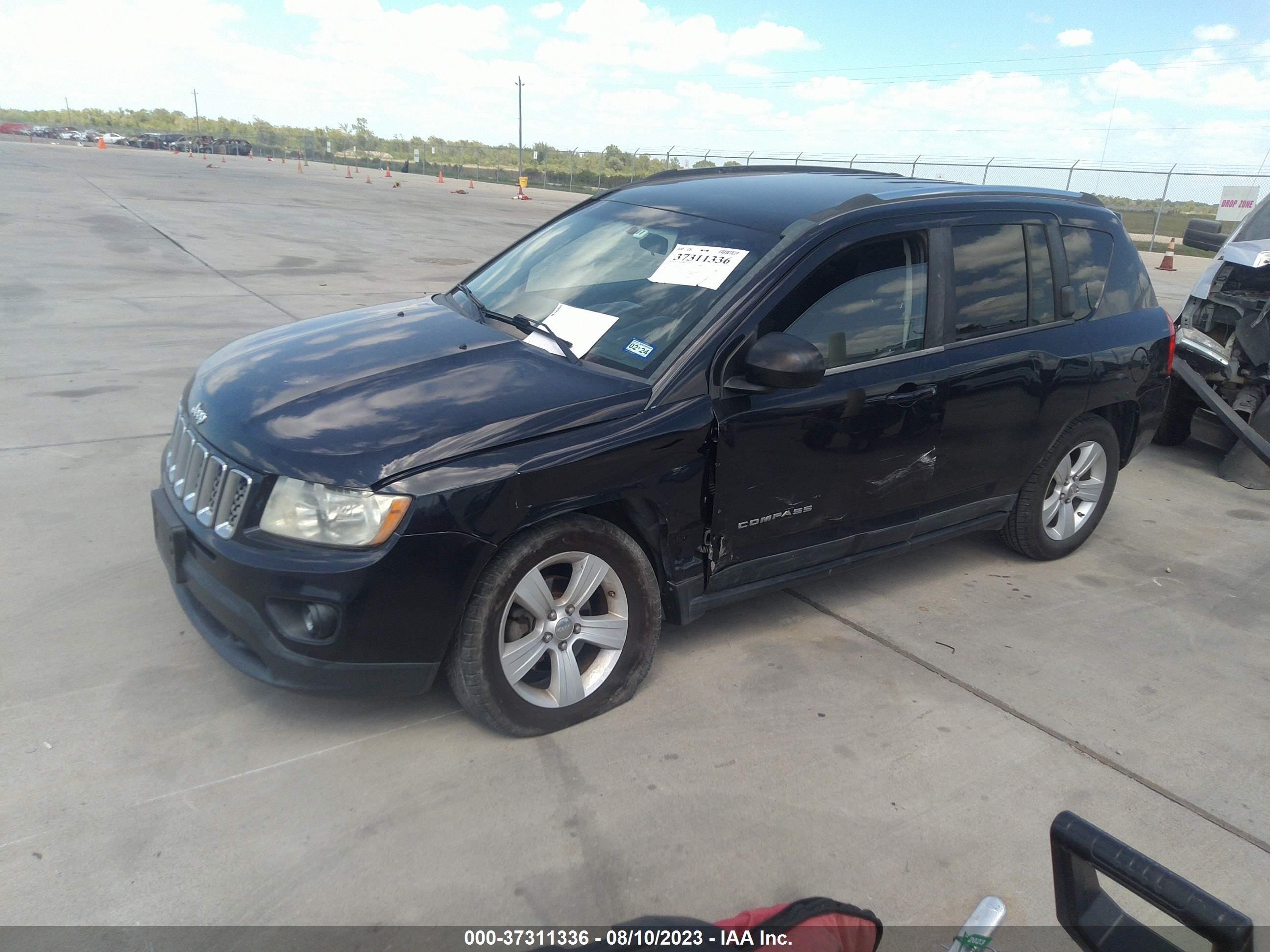 Photo 1 VIN: 1J4NT1FB0BD159649 - JEEP COMPASS 