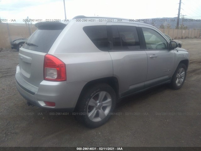 Photo 3 VIN: 1J4NT1FB0BD228064 - JEEP COMPASS 