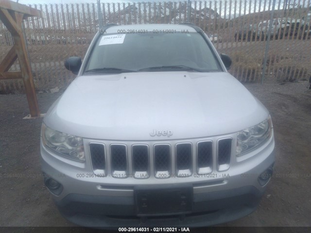 Photo 5 VIN: 1J4NT1FB0BD228064 - JEEP COMPASS 