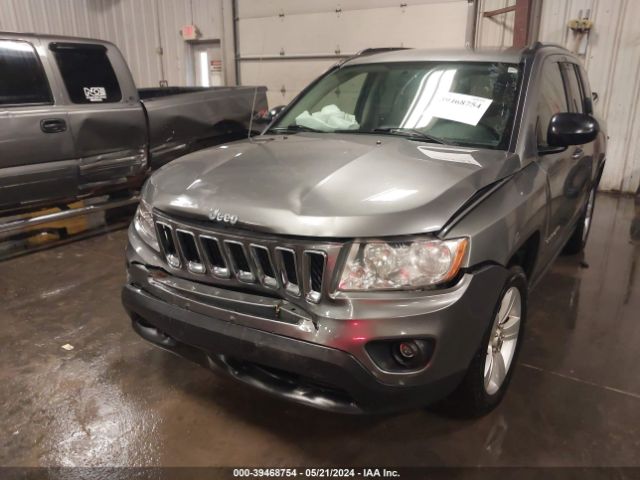 Photo 5 VIN: 1J4NT1FB0BD245253 - JEEP COMPASS 