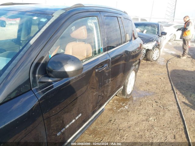 Photo 5 VIN: 1J4NT1FB1BD137546 - JEEP COMPASS 