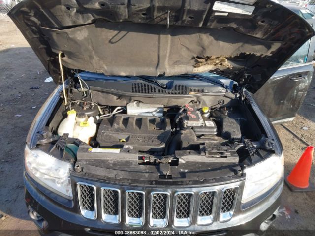 Photo 9 VIN: 1J4NT1FB1BD137546 - JEEP COMPASS 