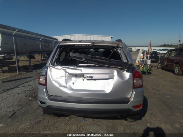 Photo 5 VIN: 1J4NT1FB1BD159577 - JEEP COMPASS 