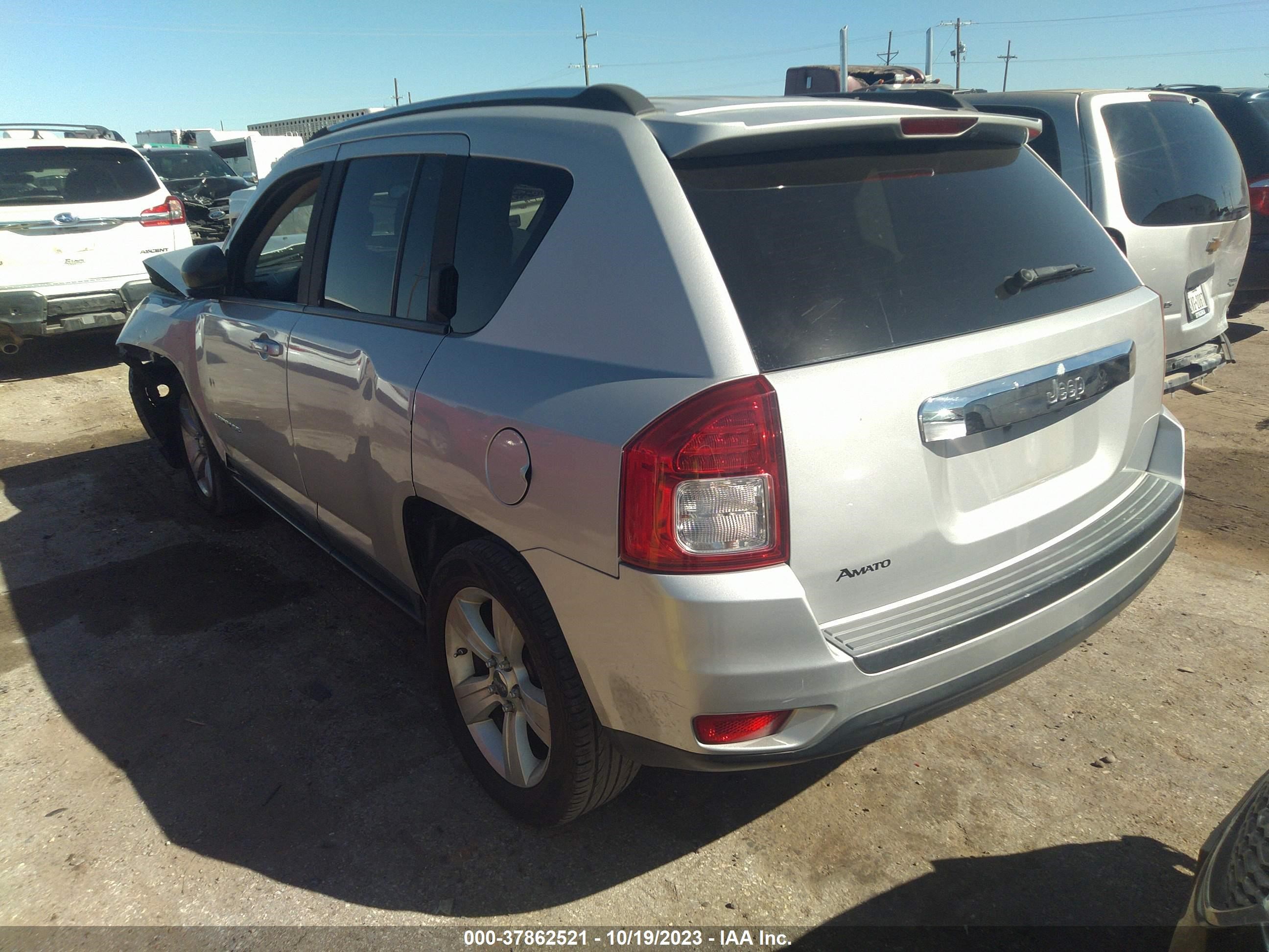 Photo 2 VIN: 1J4NT1FB1BD160213 - JEEP COMPASS 