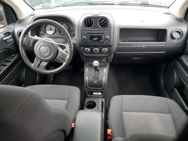 Photo 7 VIN: 1J4NT1FB1BD195334 - JEEP COMPASS 