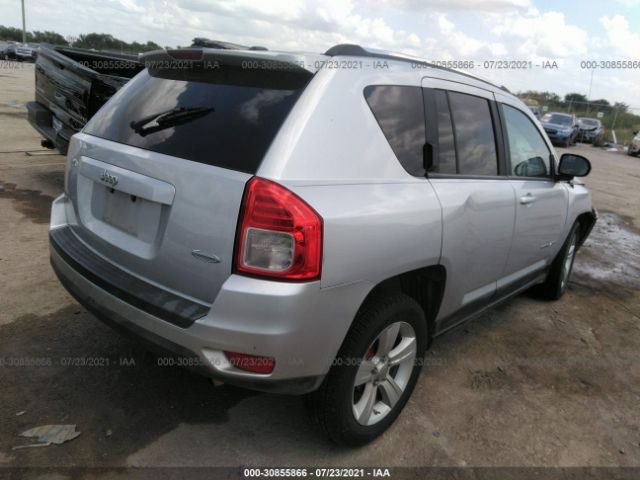 Photo 3 VIN: 1J4NT1FB2BD230480 - JEEP COMPASS 