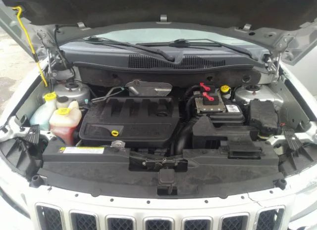 Photo 9 VIN: 1J4NT1FB3BD140318 - JEEP COMPASS 