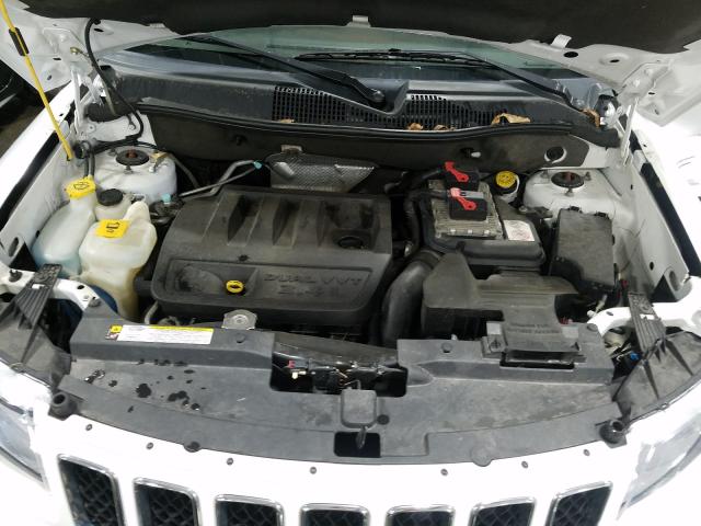 Photo 6 VIN: 1J4NT1FB3BD264363 - JEEP COMPASS SP 