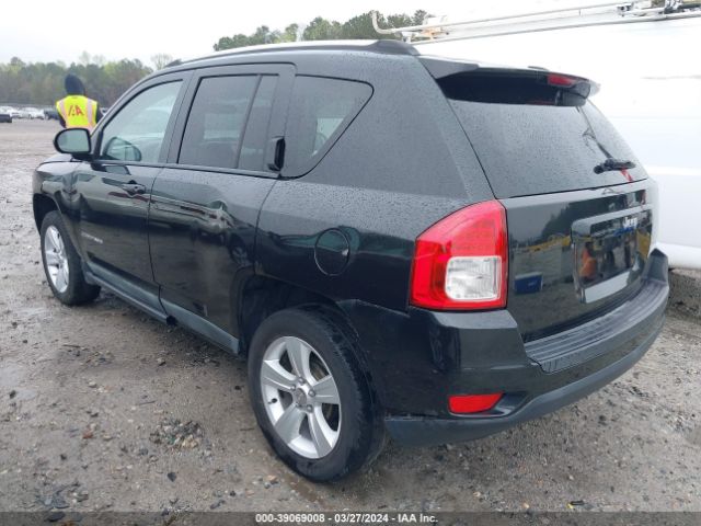 Photo 2 VIN: 1J4NT1FB6BD155802 - JEEP COMPASS 