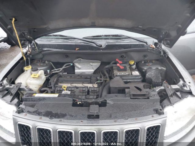 Photo 9 VIN: 1J4NT1FB6BD236489 - JEEP COMPASS 