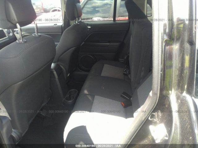 Photo 7 VIN: 1J4NT1FB7AD641131 - JEEP COMPASS 