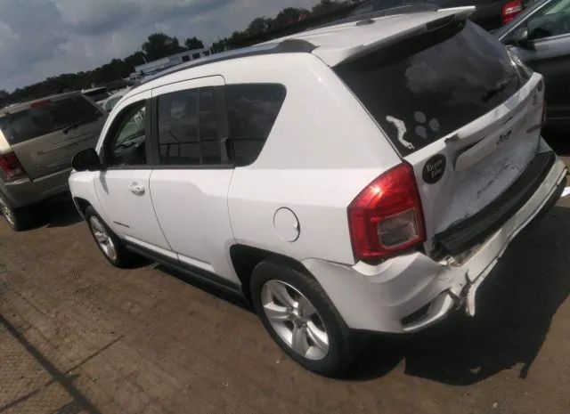 Photo 2 VIN: 1J4NT1FB7BD260879 - JEEP COMPASS 