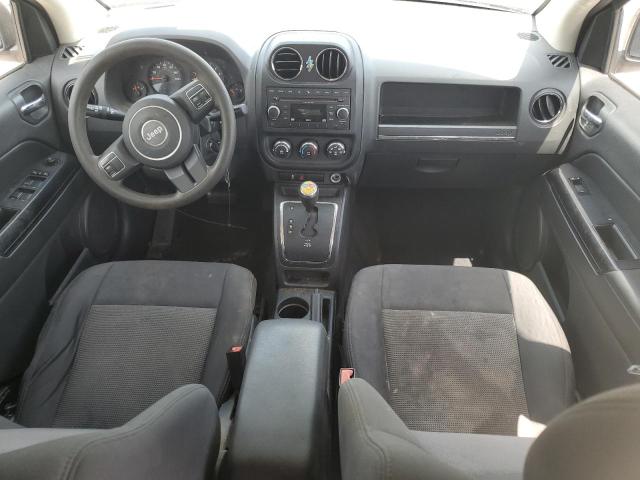 Photo 7 VIN: 1J4NT1FB8BD138824 - JEEP COMPASS 