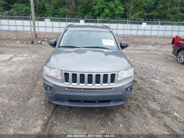 Photo 5 VIN: 1J4NT1FB8BD230872 - JEEP COMPASS 