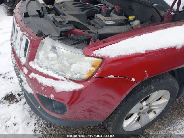 Photo 5 VIN: 1J4NT1FB9BD176823 - JEEP COMPASS 