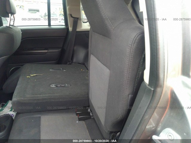 Photo 7 VIN: 1J4NT1FB9BD264433 - JEEP COMPASS 