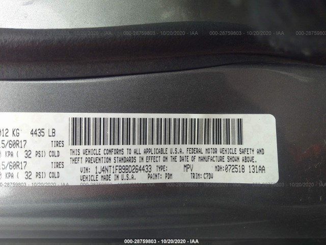 Photo 8 VIN: 1J4NT1FB9BD264433 - JEEP COMPASS 