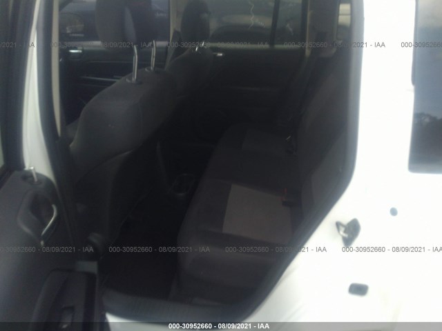 Photo 7 VIN: 1J4NT1FB9BD290157 - JEEP COMPASS 