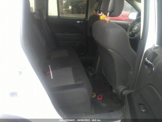 Photo 7 VIN: 1J4NT1FB9BD299134 - JEEP COMPASS 